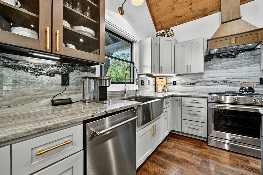 417344 Blue Ridge Residential