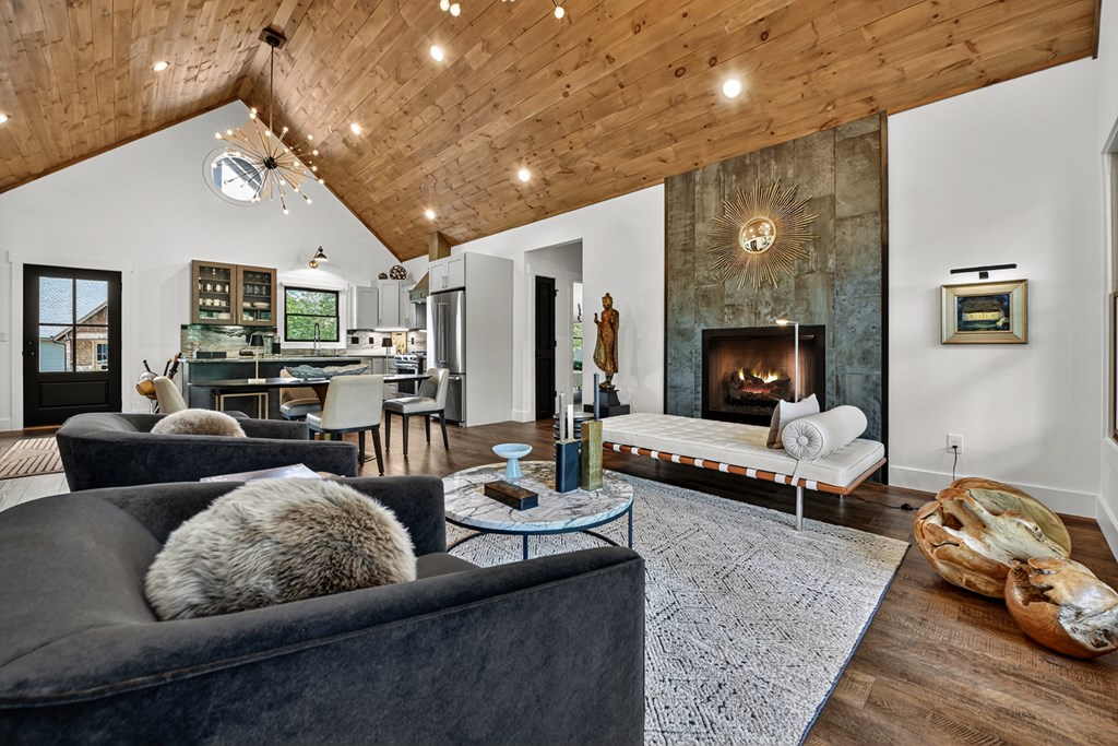 417344 Blue Ridge Residential