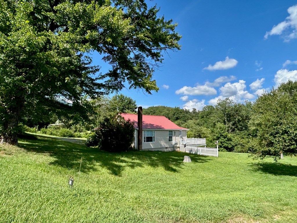 417345 Hayesville Residential