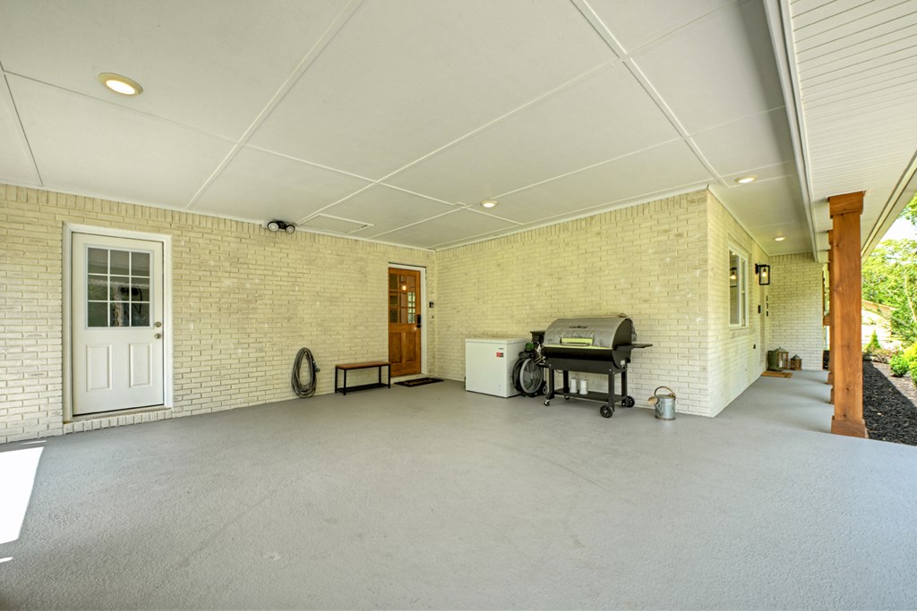 417346 Blue Ridge Residential