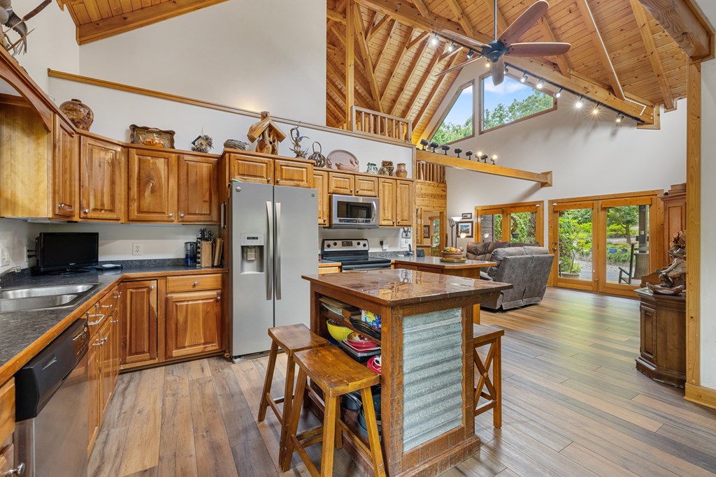 417361 Blairsville Residential
