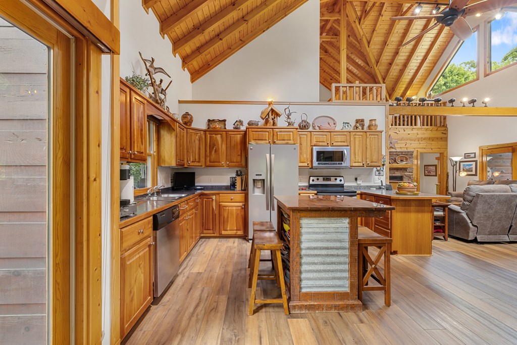 417361 Blairsville Residential