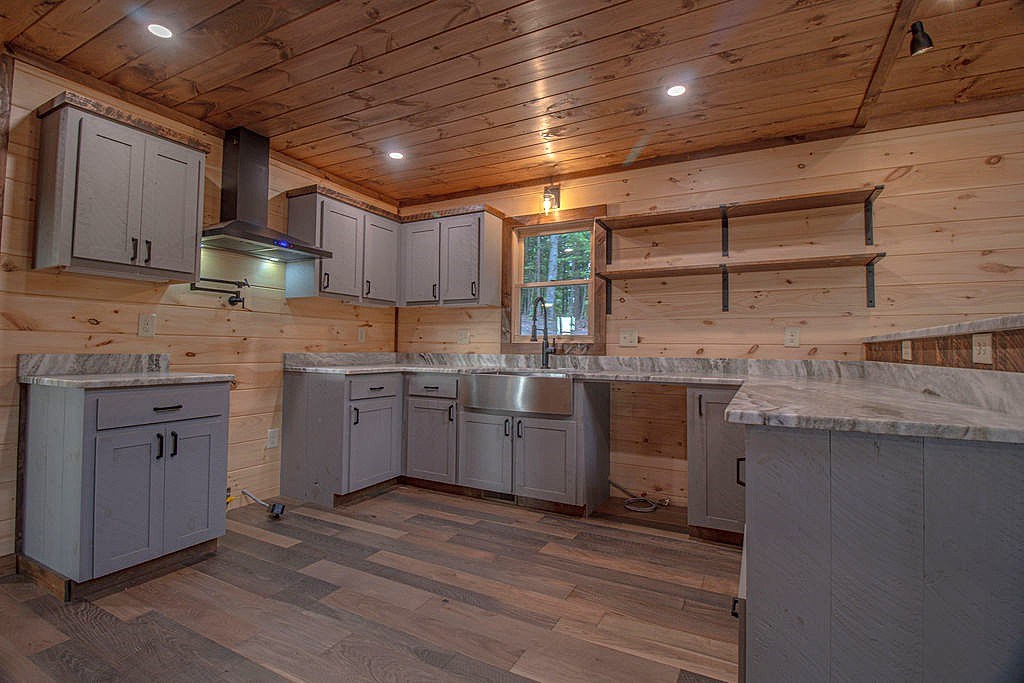 417364 Morganton Residential