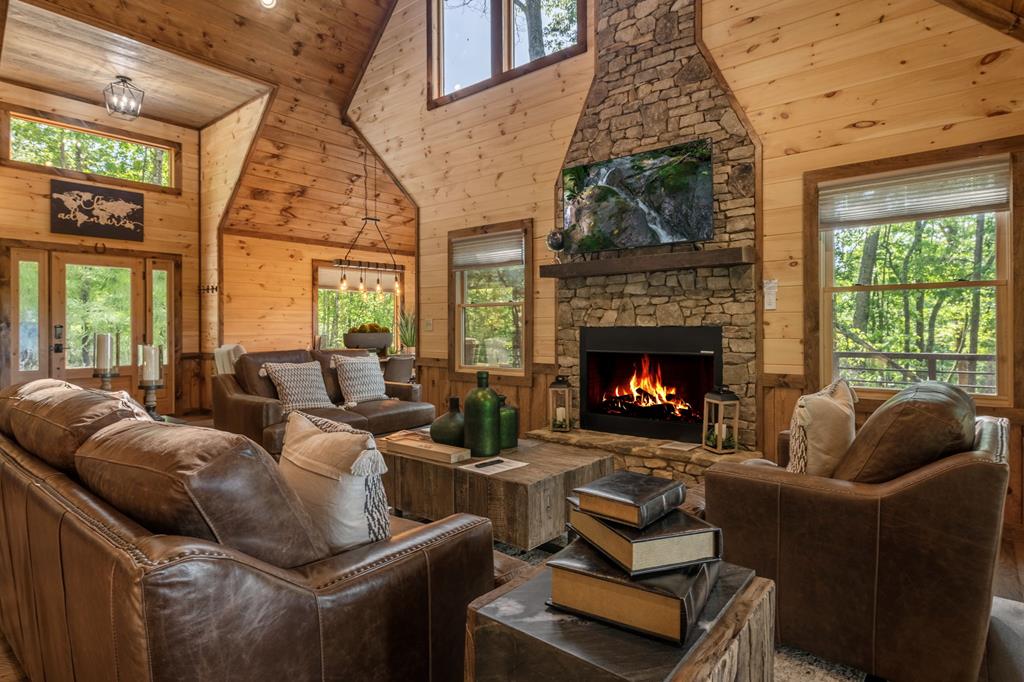 417372 Morganton Residential