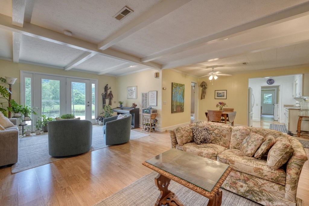 417376 Murphy Residential