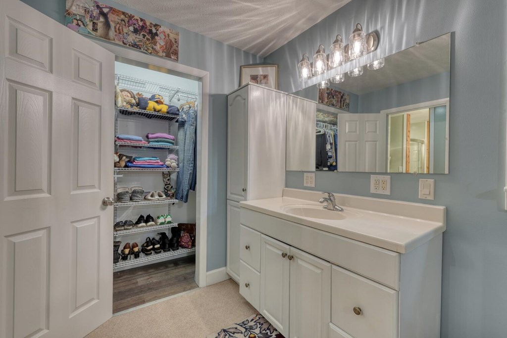 417376 Murphy Residential