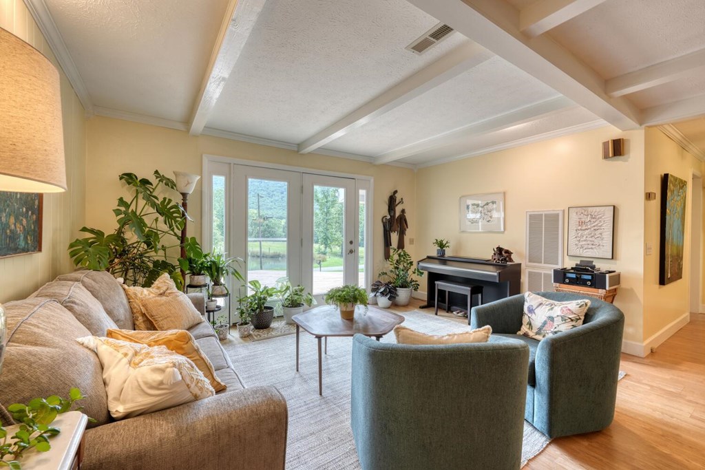 417376 Murphy Residential