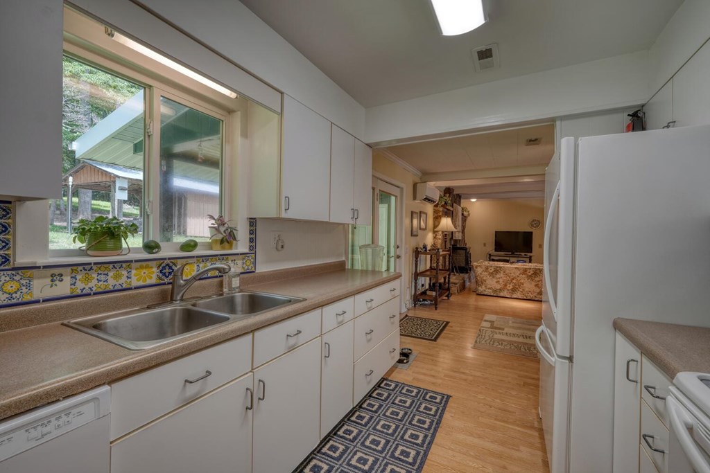 417376 Murphy Residential