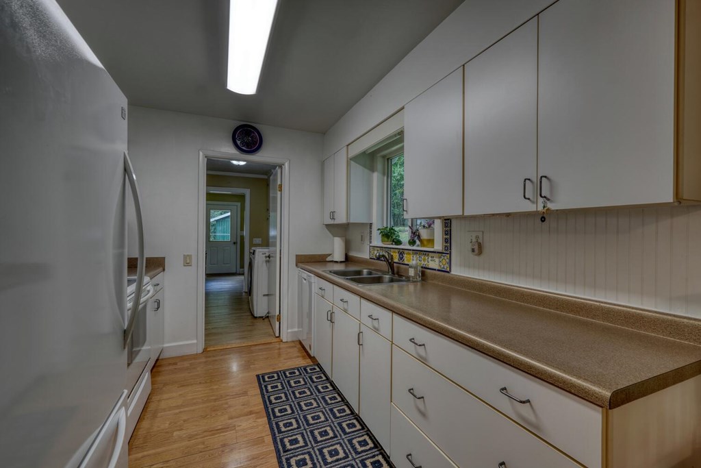 417376 Murphy Residential