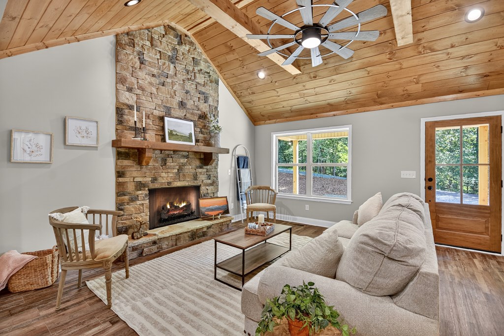 417380 Ellijay Residential