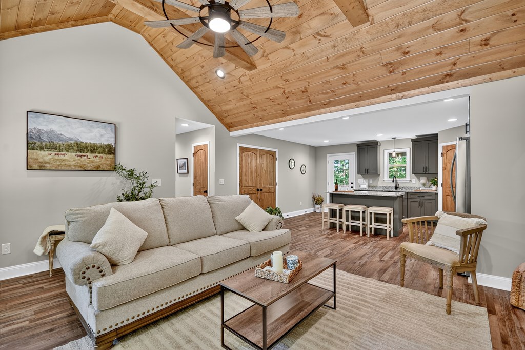 417380 Ellijay Residential