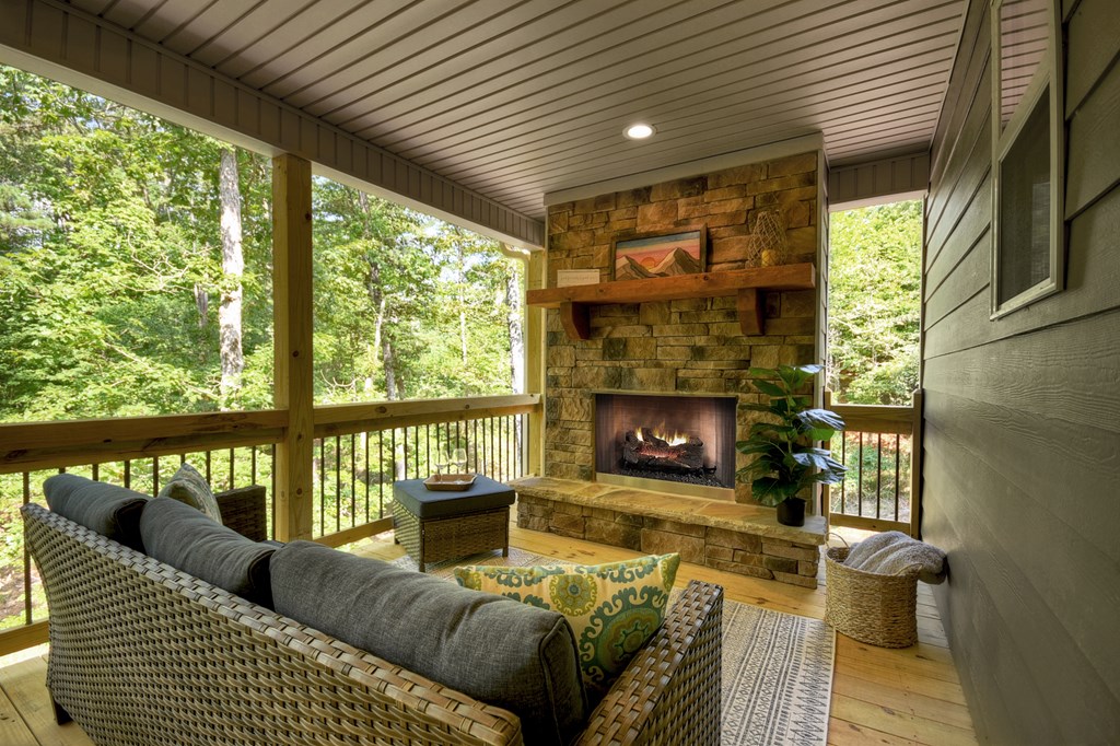 417380 Ellijay Residential