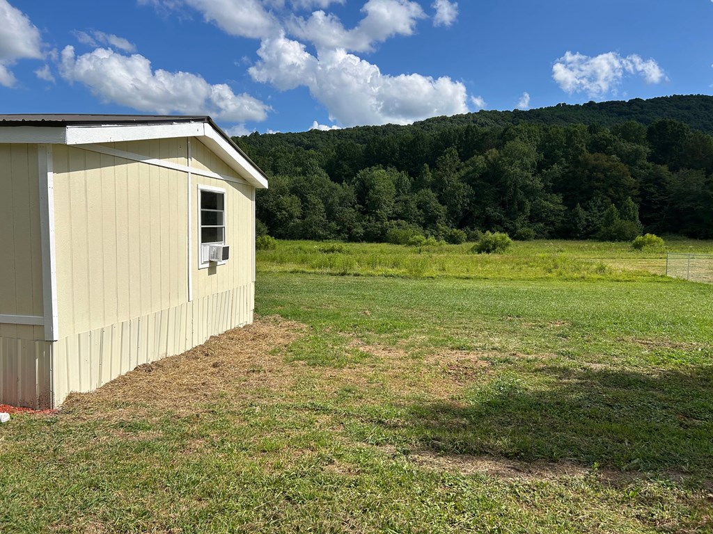 417382 Blairsville Residential