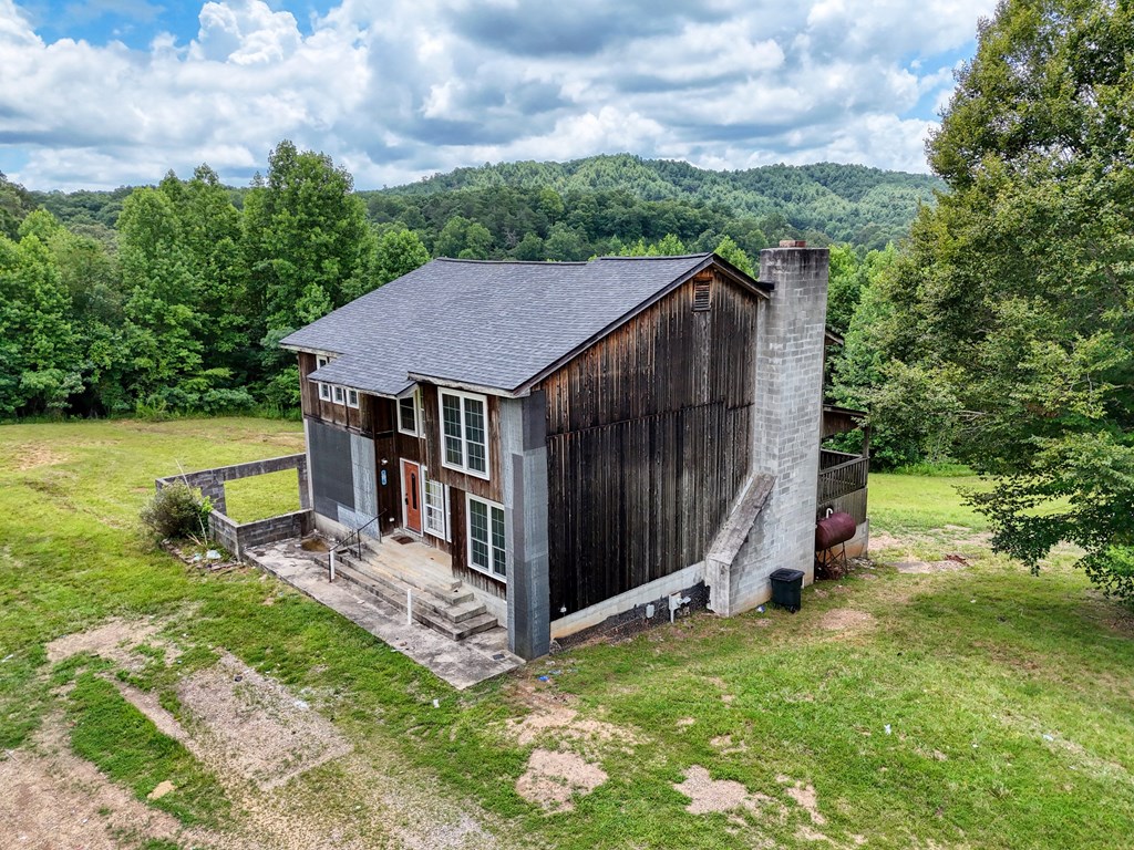 417388 Mineral Bluff Residential