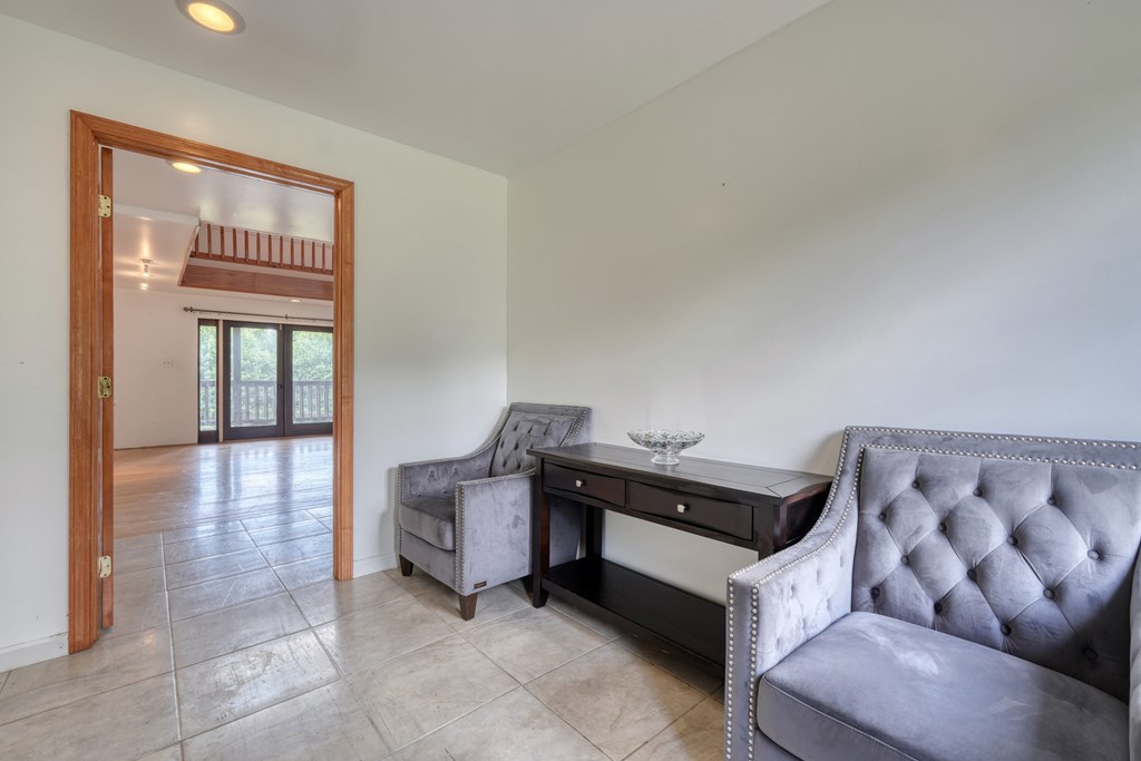 417388 Mineral Bluff Residential
