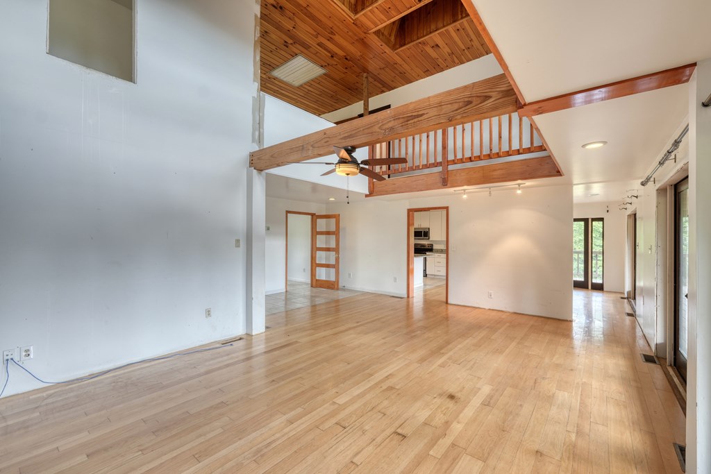 417388 Mineral Bluff Residential