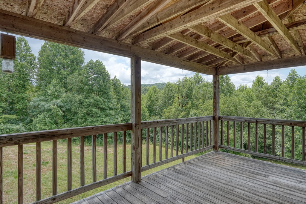 417388 Mineral Bluff Residential