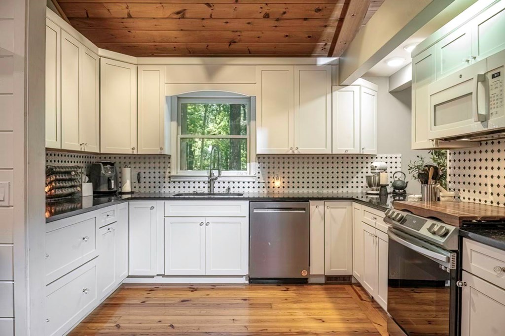 417398 Blue Ridge Residential