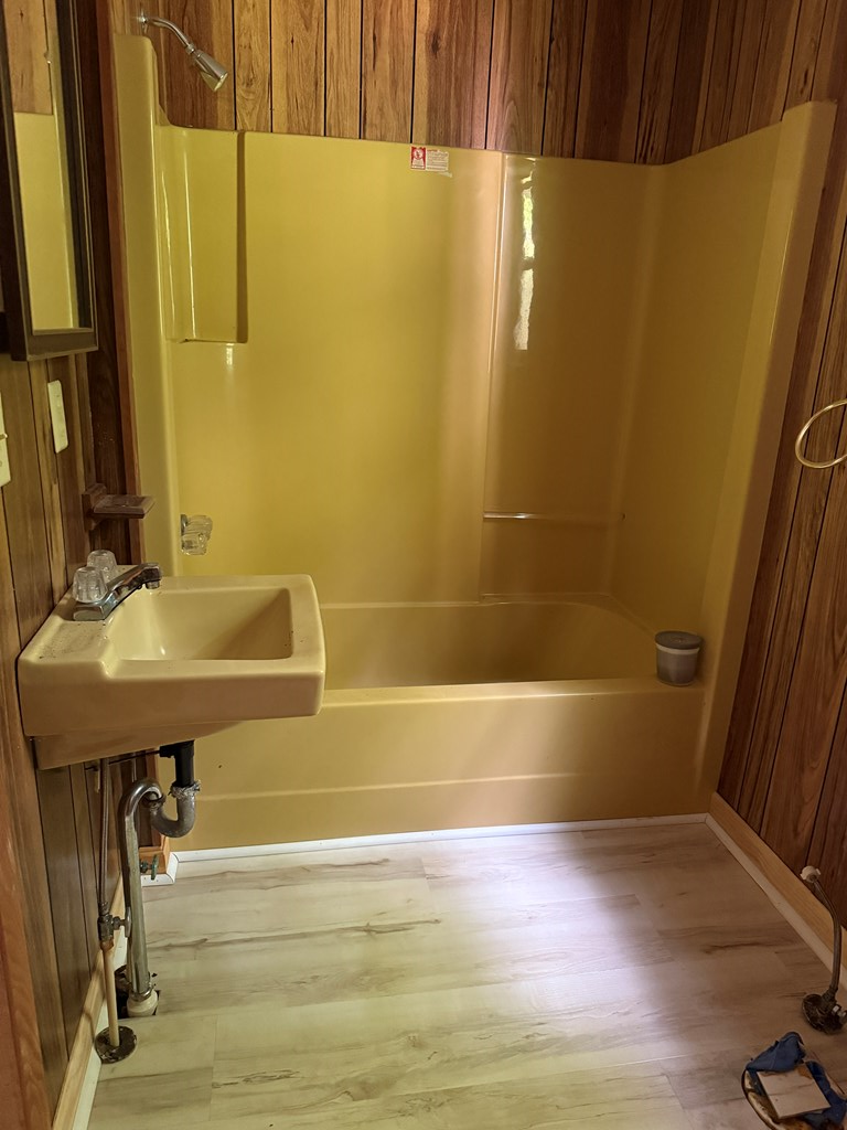 417401 Morganton Residential
