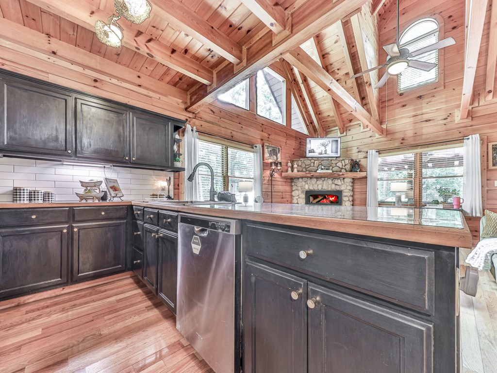 417403 Morganton Residential