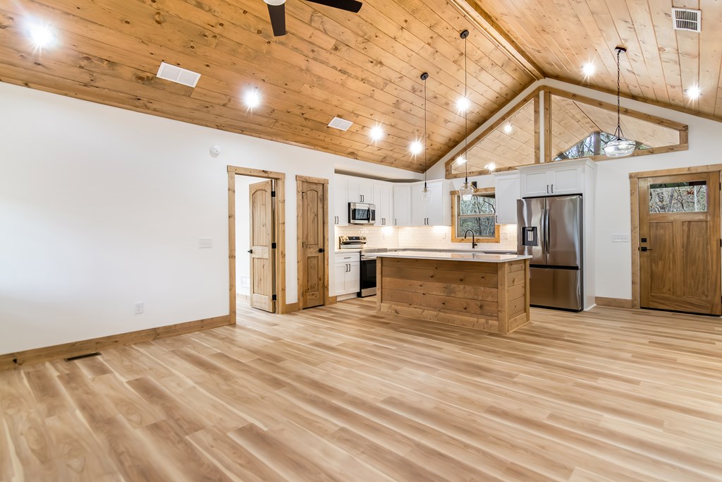 417408 Ellijay Residential