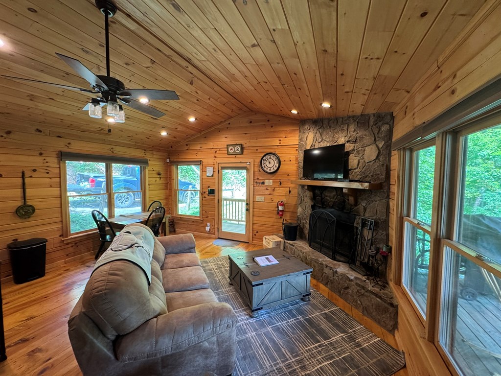 417409 Cherry Log Residential