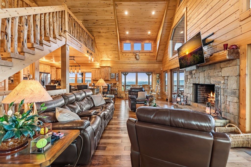 417418 Epworth Residential