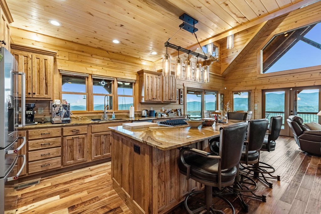 417418 Epworth Residential
