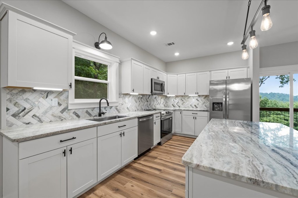 417419 Ellijay Residential