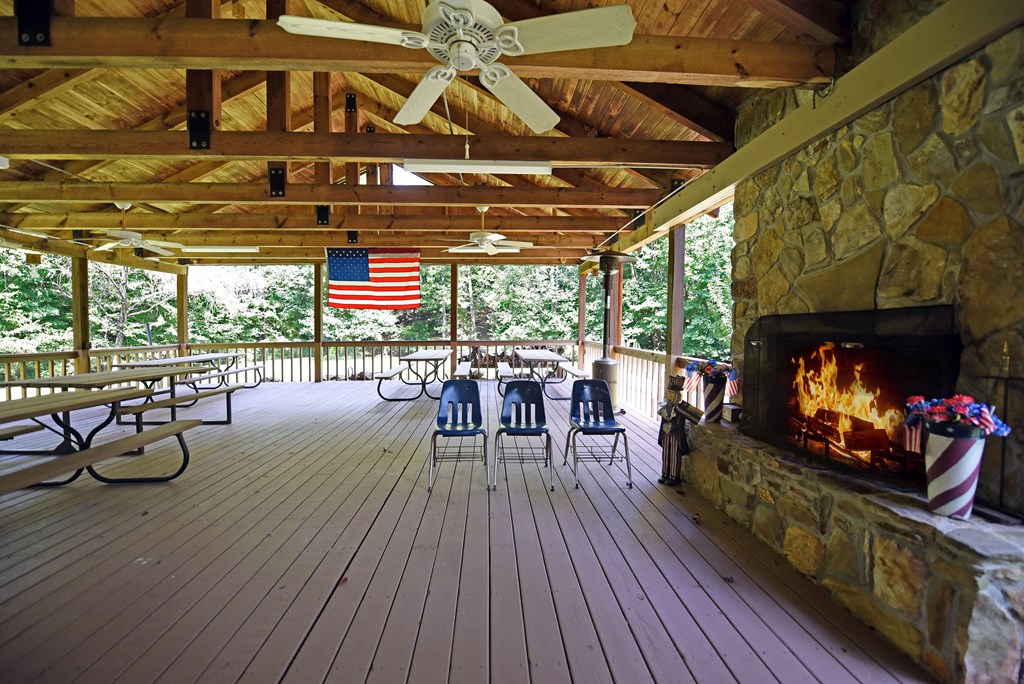 417424 Blairsville Residential