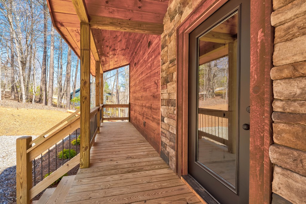 417435 Mineral Bluff Residential