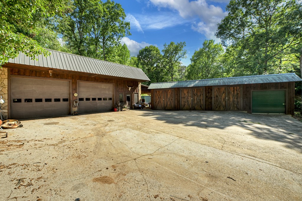 417442 Blue Ridge Residential