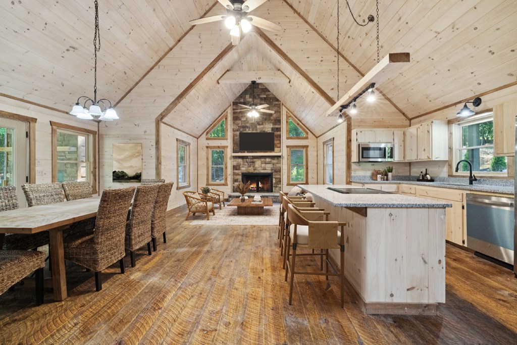 417448 Blue Ridge Residential