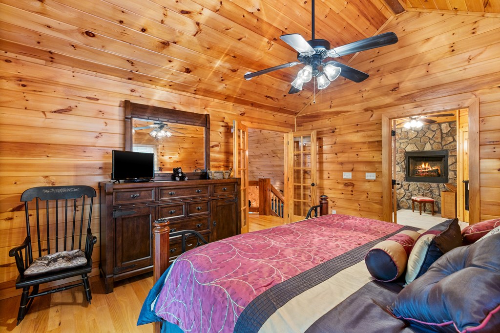 417466 Blue Ridge Residential