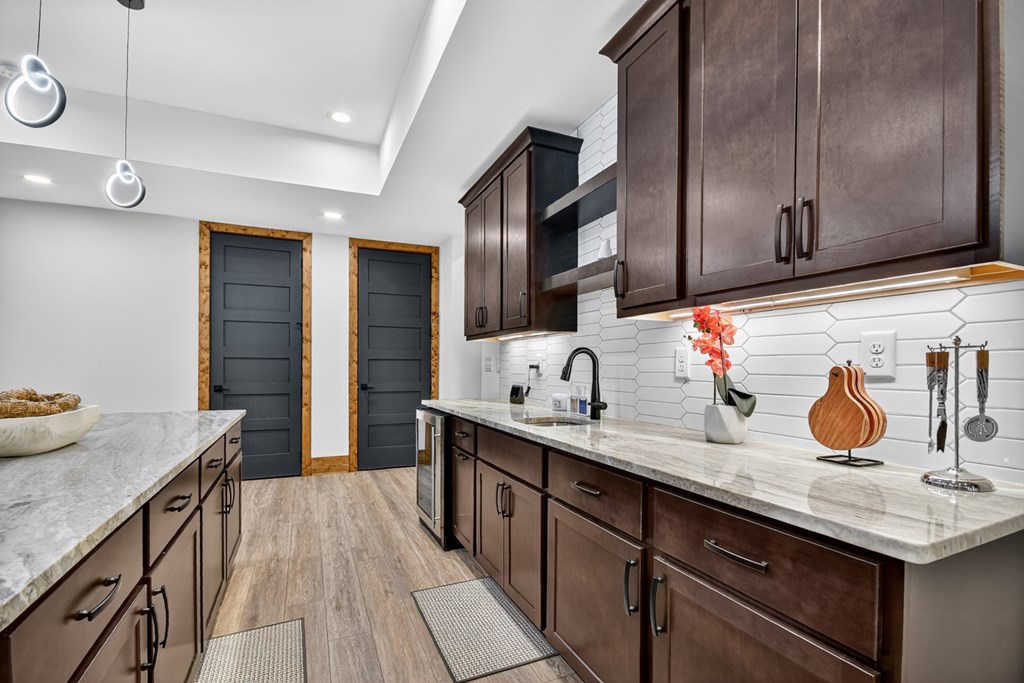 417478 Blue Ridge Residential