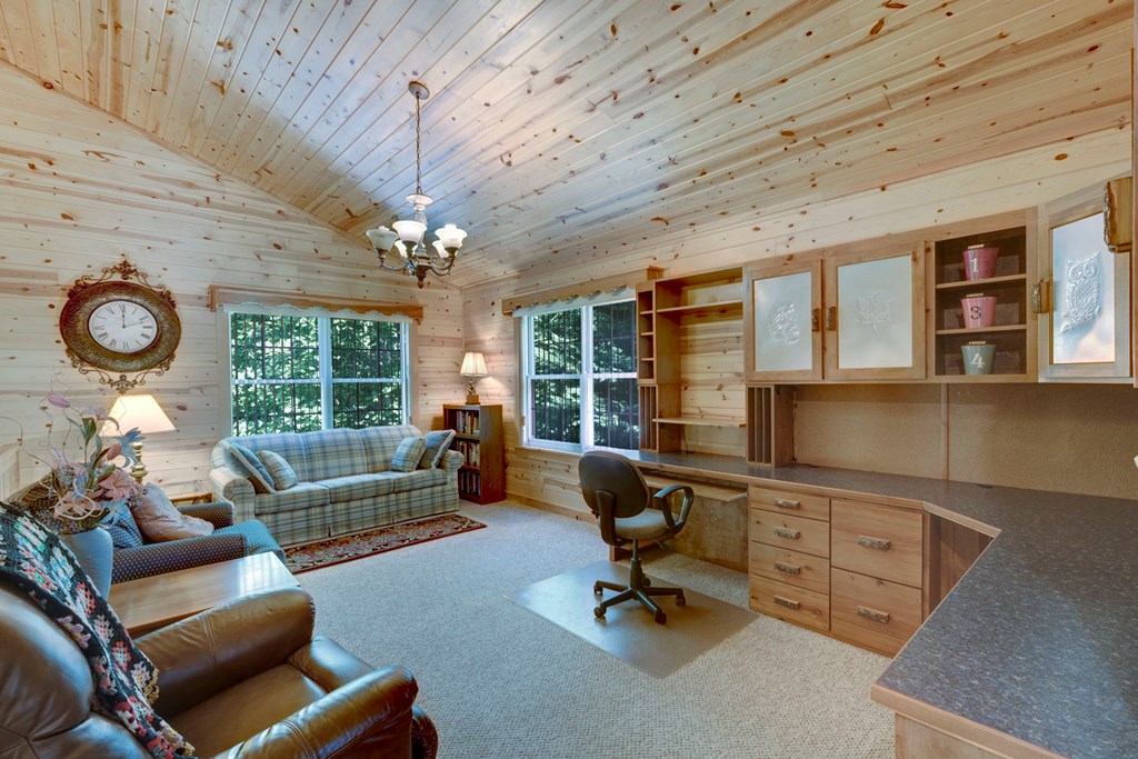 417493 Hiawassee Residential