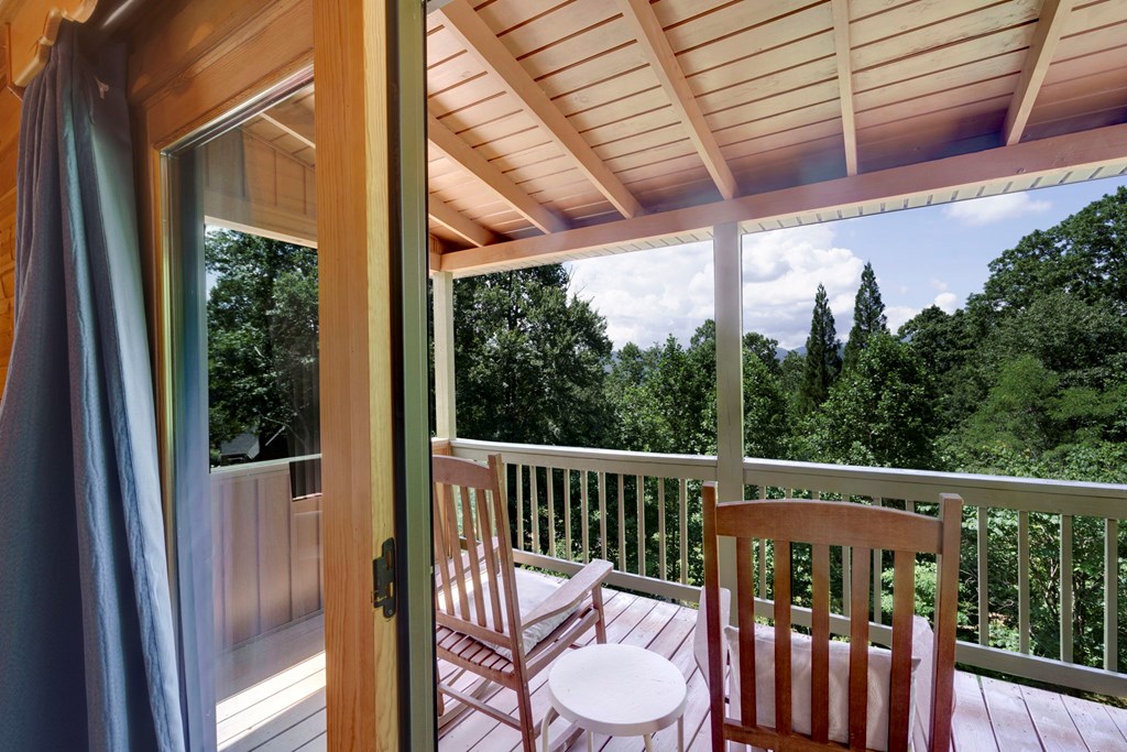 417493 Hiawassee Residential