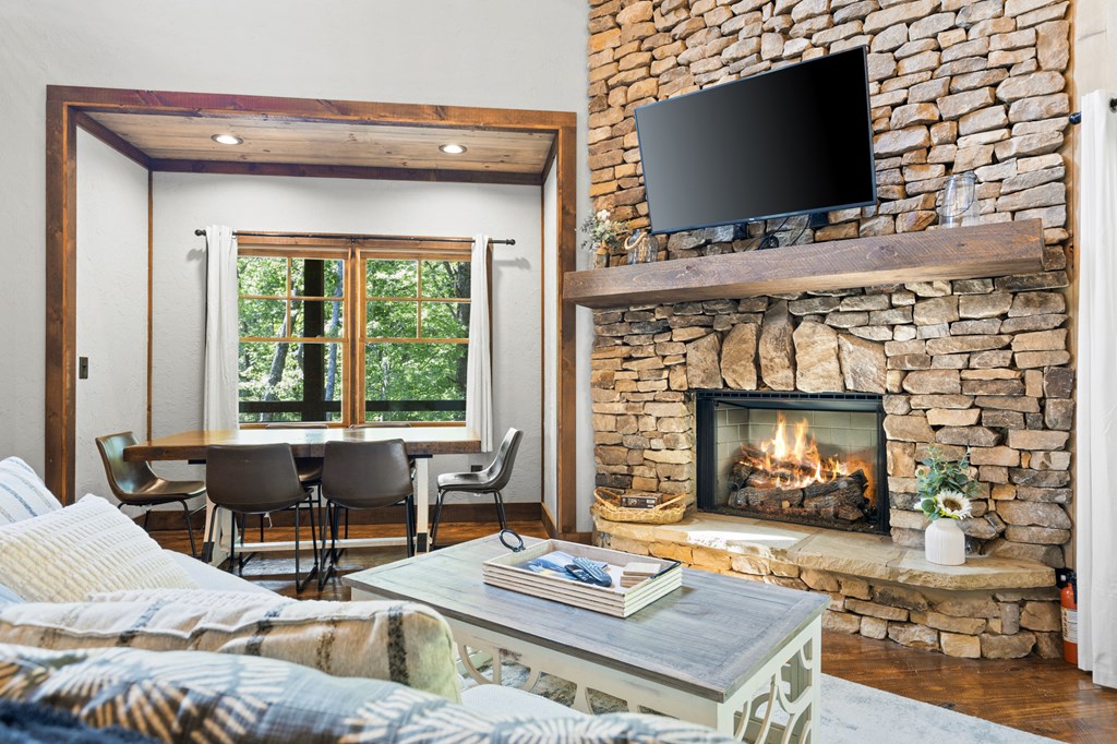 417499 Blue Ridge Residential