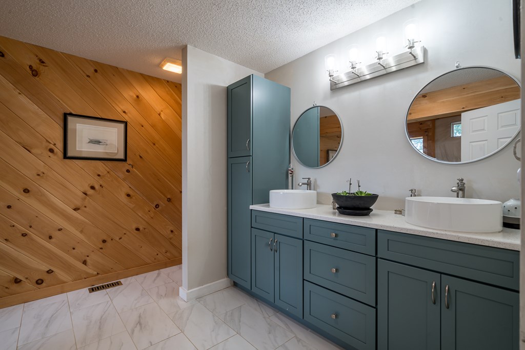 417519 Blue Ridge Residential
