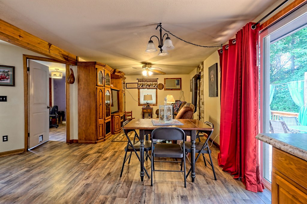 417528 Murphy Residential