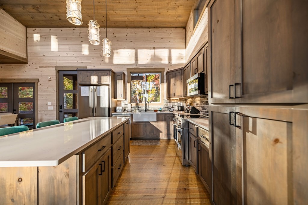 417529 Morganton Residential
