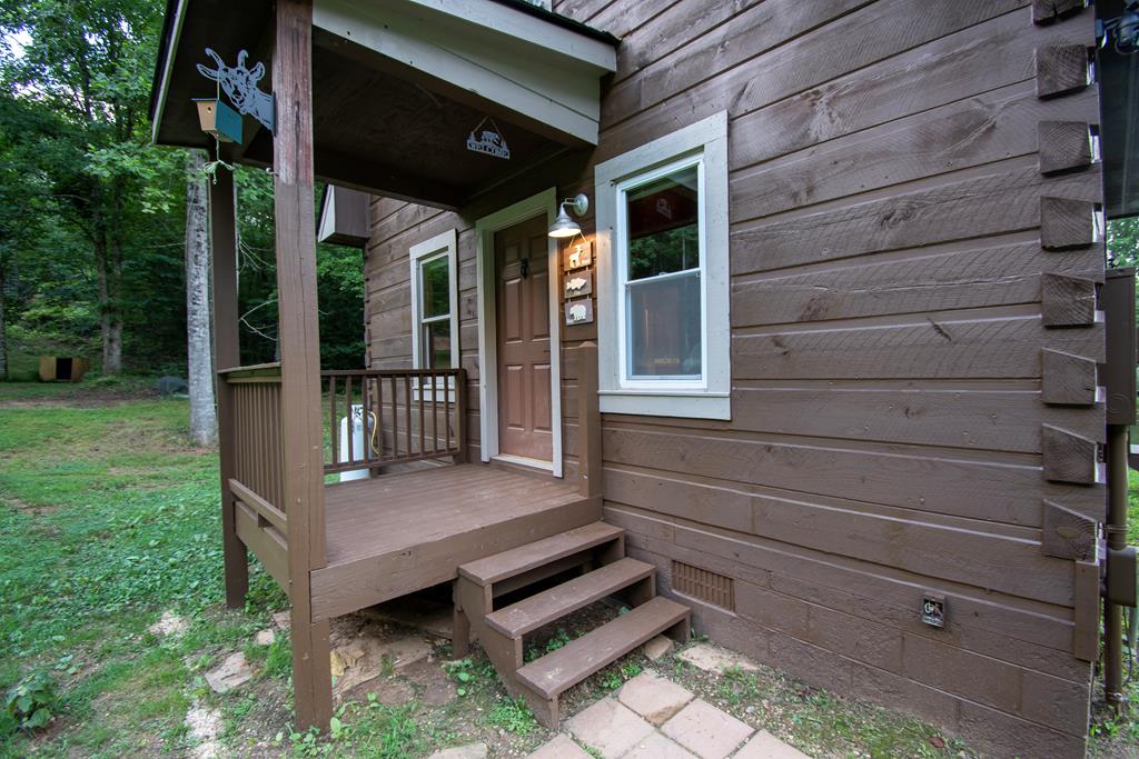 417541 Hayesville Residential