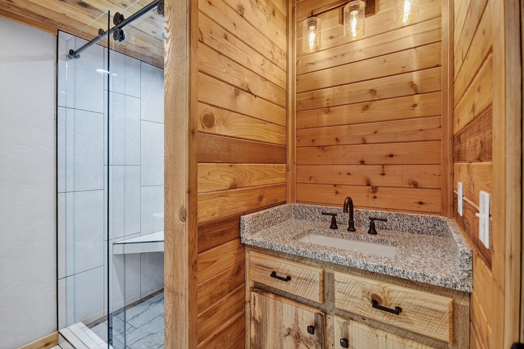 417542 Morganton Residential
