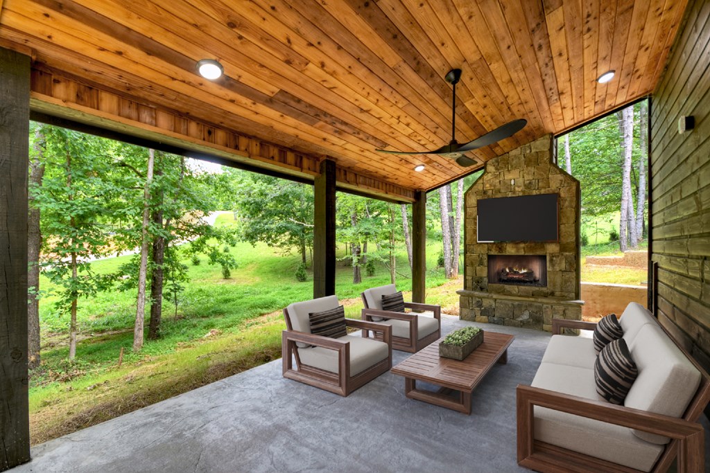 417542 Morganton Residential
