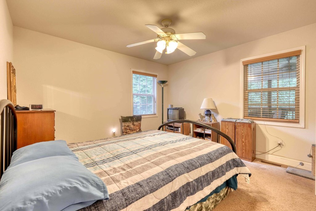 417547 Blairsville Residential
