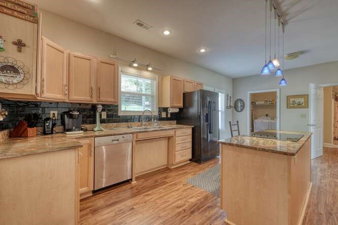 417548 Blairsville Residential