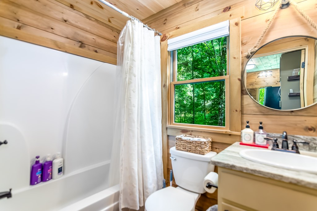 417552 Blue Ridge Residential