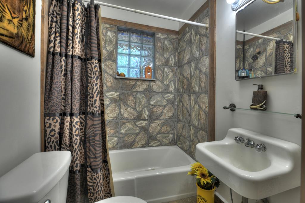 417555 Blue Ridge Residential