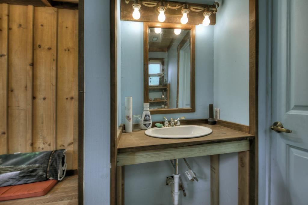 417555 Blue Ridge Residential