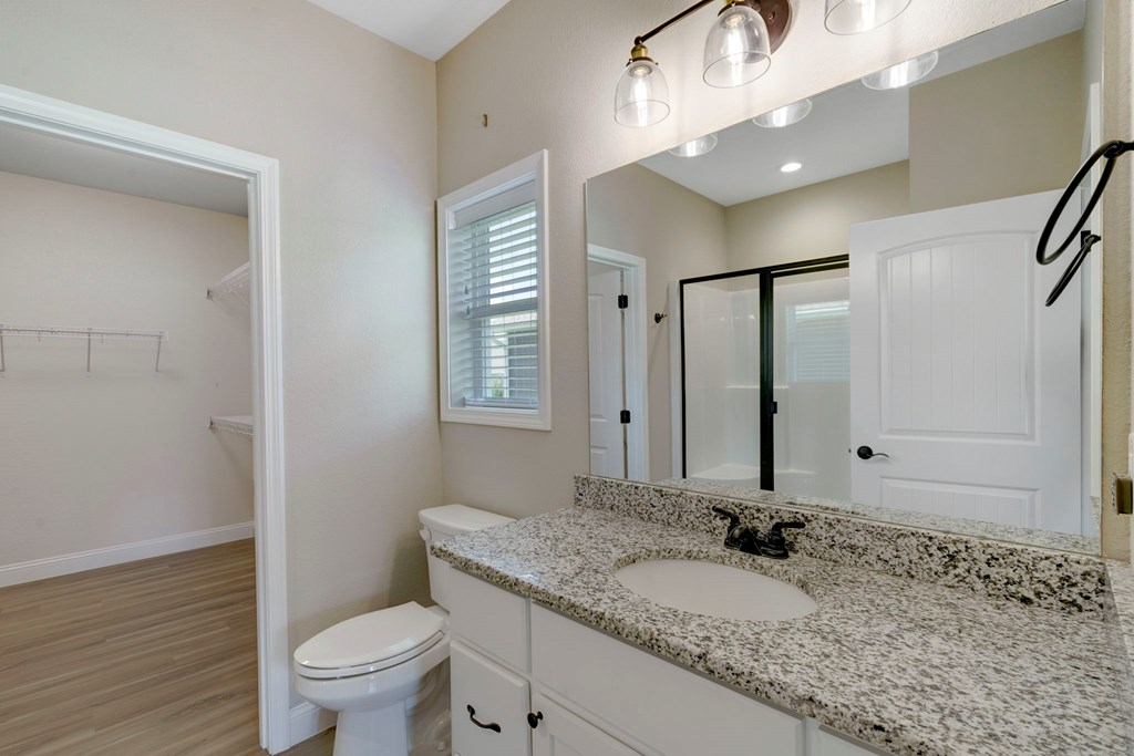 417558 Hayesville Residential